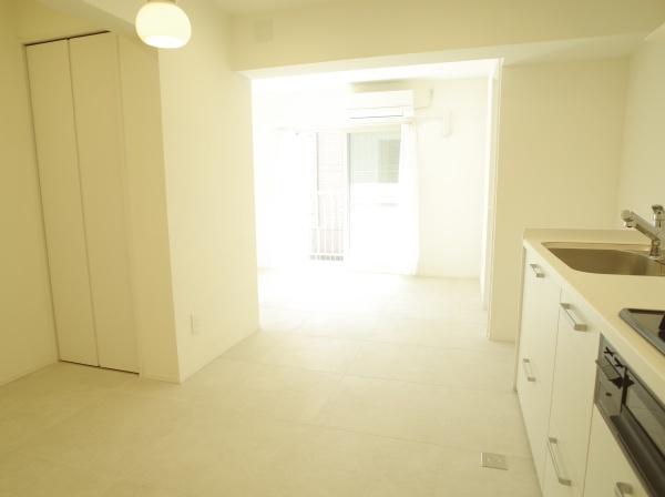 ウィスタリヤマンション小川東町のリビング画像