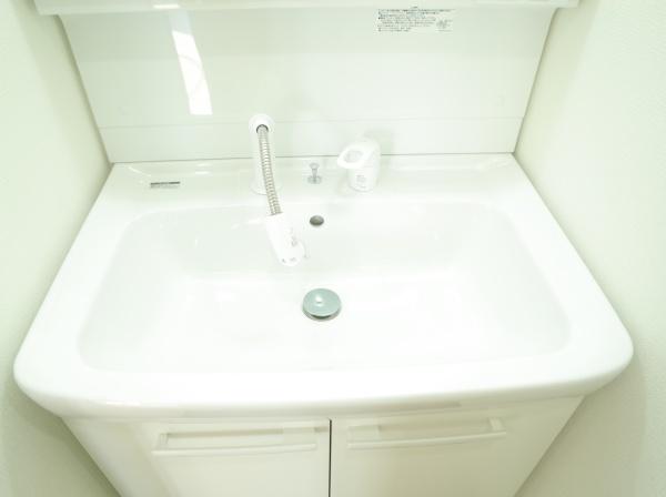 ルミナス小平弐番館の洗面台・洗面所画像