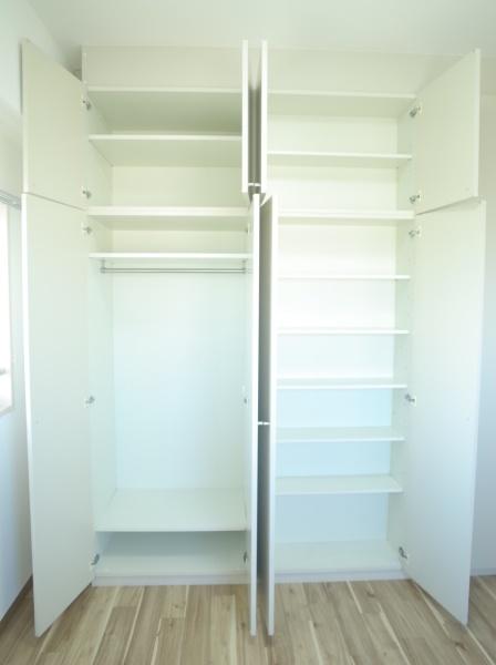 ルミナス小平弐番館の収納画像