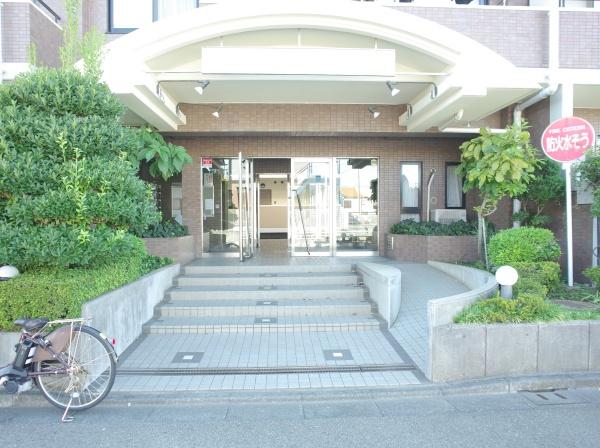 ルミナス小平弐番館のエントランス画像