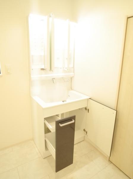 小平市小川町1丁目の新築一戸建の洗面台・洗面所画像