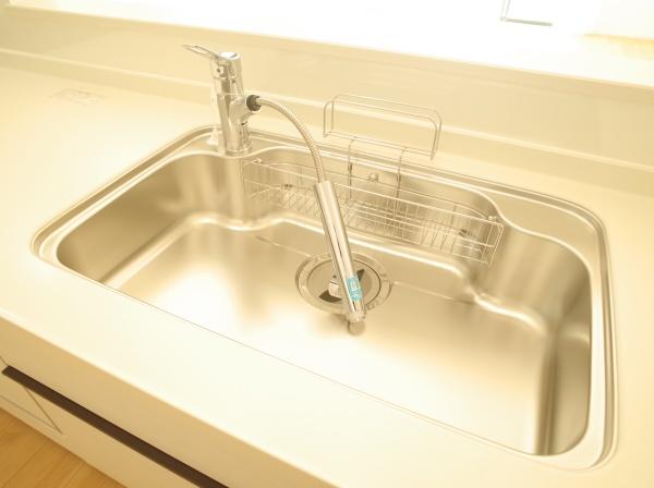 小平市小川町1丁目の新築一戸建のキッチン画像