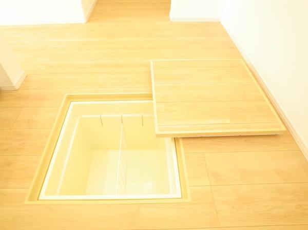 小平市小川町1丁目の新築一戸建のキッチン画像