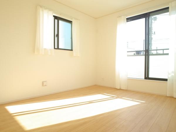 小平市小川町1丁目の新築一戸建の洋室画像