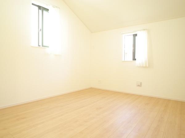 小平市小川町1丁目の新築一戸建の洋室画像