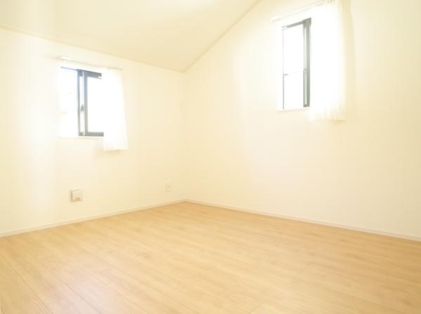 小平市小川町1丁目の新築一戸建の洋室画像