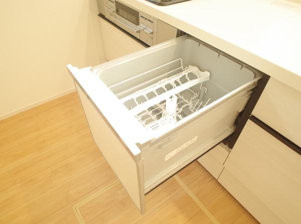 小平市小川町１丁目の新築一戸建のキッチン画像