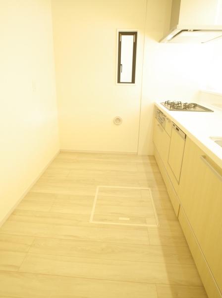 小平市小川東町の新築一戸建のキッチン画像