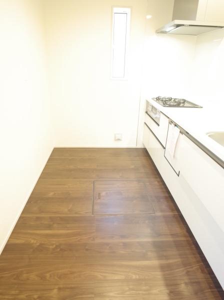 小平市小川町１丁目の新築一戸建のキッチン画像