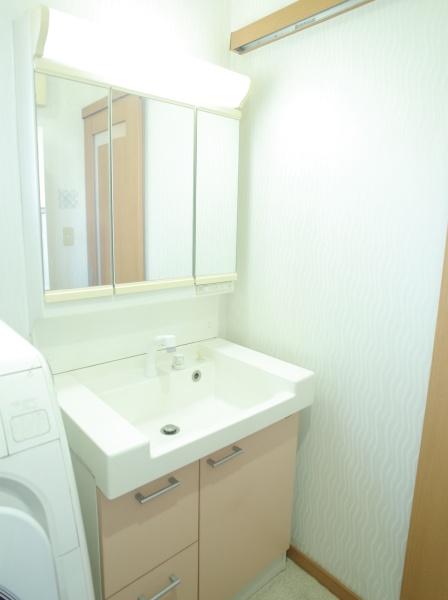 小平市津田町3丁目の中古一戸建の洗面台・洗面所画像