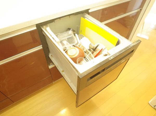 小平市小川町１丁目の中古一戸建のキッチン画像