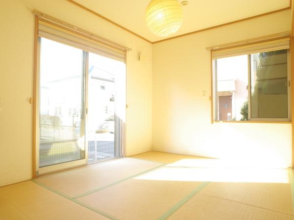 小平市小川町１丁目の中古一戸建の和室画像