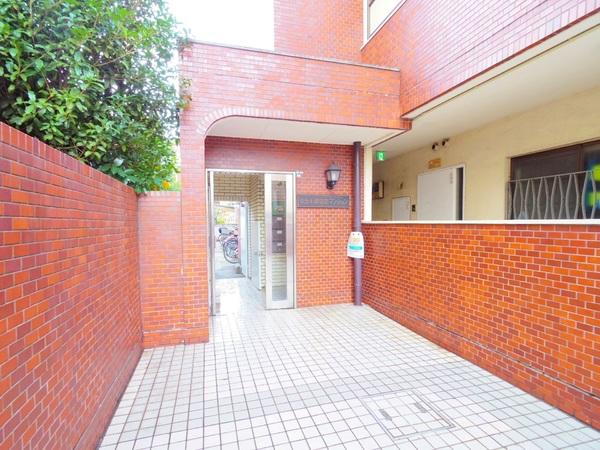 タカギ津田塾マンションのエントランス画像