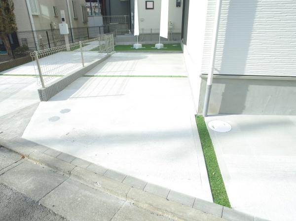 小平市大沼町４丁目の新築一戸建の駐車場画像