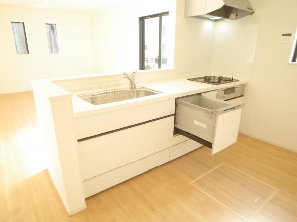 小平市大沼町４丁目の新築一戸建のキッチン画像
