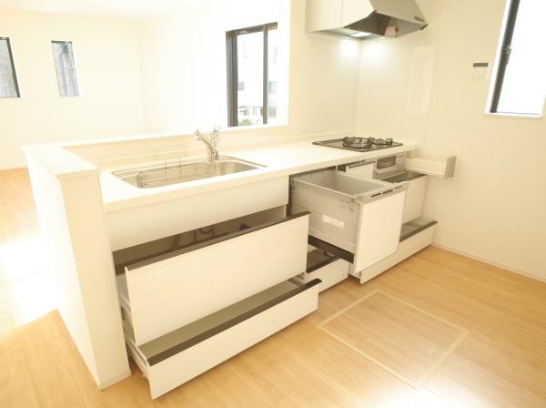 小平市大沼町４丁目の新築一戸建のキッチン画像