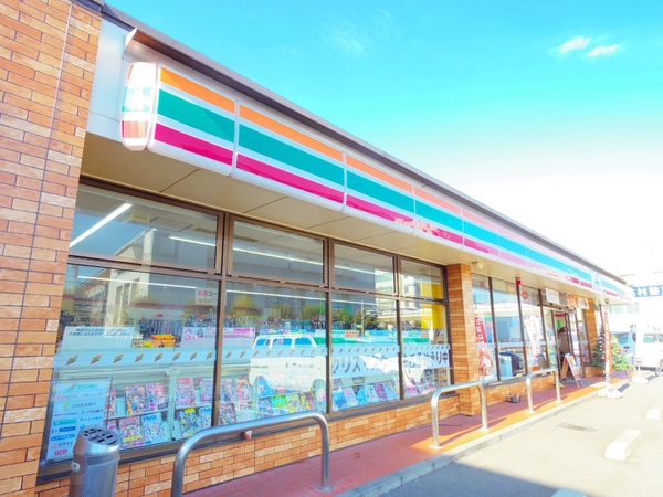 シティコーポパルナス小川のコンビニ画像