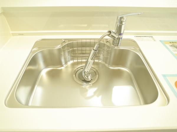 小平市中島町の新築一戸建のキッチン画像