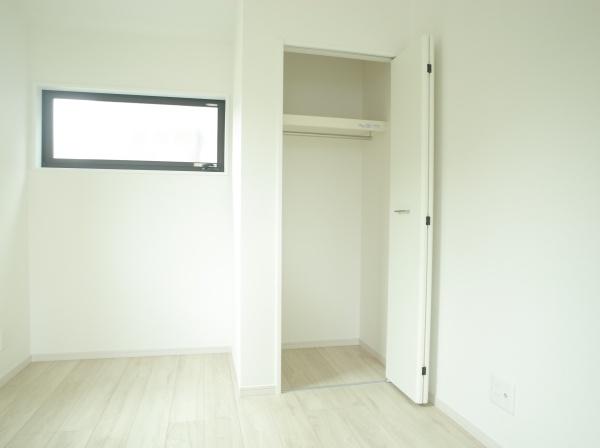 小平市中島町の新築一戸建の洋室画像