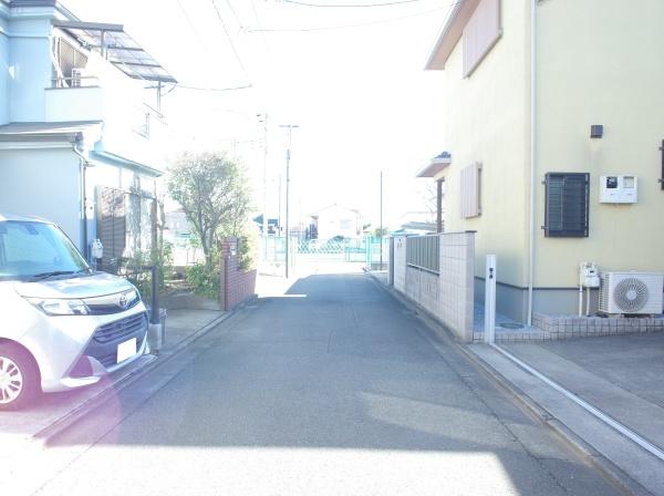 小平市上水本町１丁目の土地の前面道路含む現地写真画像