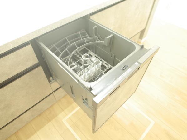 小平市仲町の新築一戸建のキッチン画像