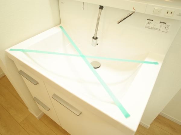 小平市仲町の新築一戸建の洗面台・洗面所画像