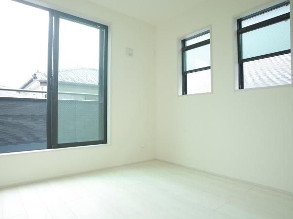 東村山市富士見町３丁目の新築一戸建の洋室画像