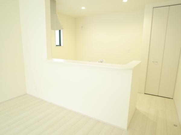 東村山市富士見町３丁目の新築一戸建のキッチン画像