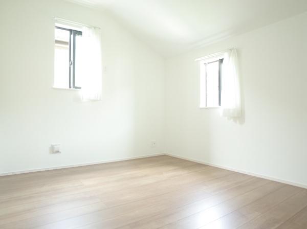 東村山市富士見町３丁目の新築一戸建の洋室画像