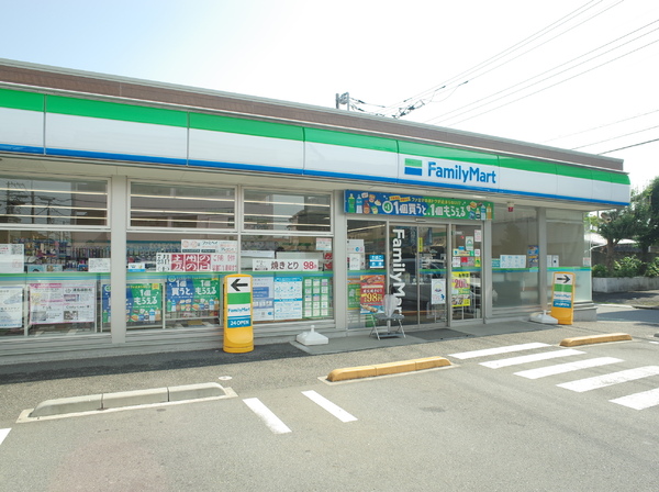 小平市花小金井5丁目の中古一戸建のコンビニ画像