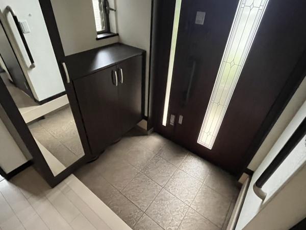 小平市花小金井5丁目の中古一戸建の玄関画像