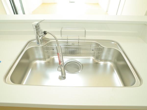 小平市津田町1丁目の新築一戸建のキッチン画像