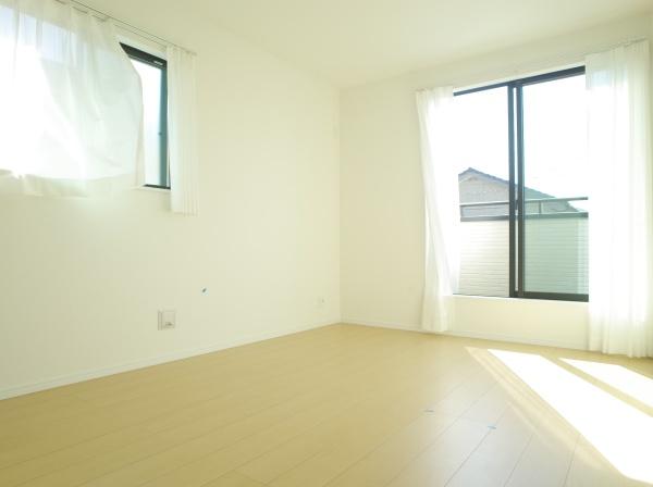 小平市津田町1丁目の新築一戸建の洋室画像