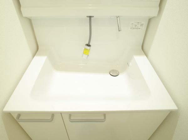 小平市津田町1丁目の新築一戸建の洗面台・洗面所画像