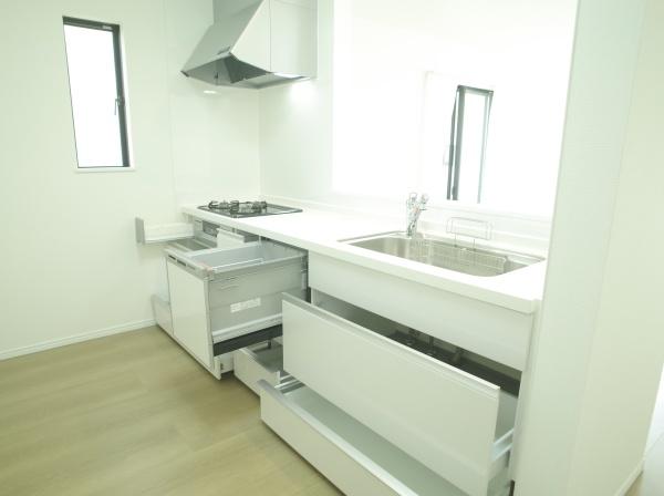小平市津田町1丁目の新築一戸建のキッチン画像
