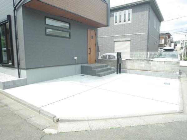 小平市学園西町3丁目の新築一戸建の駐車場画像