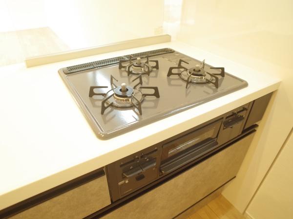 小平市小川町1丁目の新築一戸建のキッチン画像