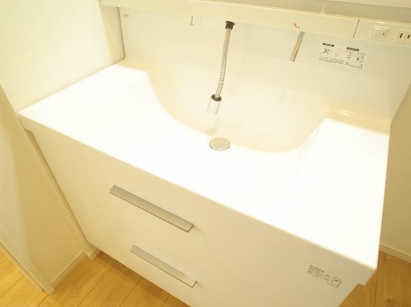 小平市小川町1丁目の新築一戸建の洗面台・洗面所画像