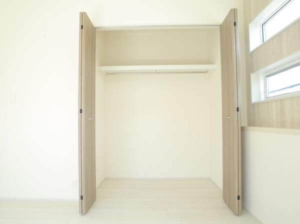 小平市大沼町６丁目の新築一戸建の収納画像