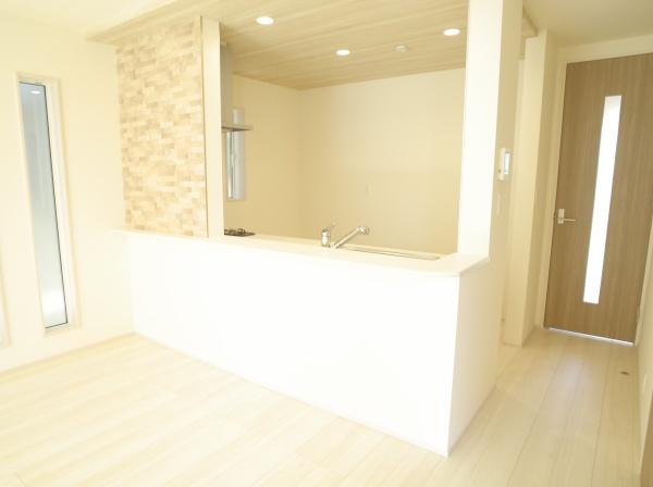小平市大沼町６丁目の新築一戸建のキッチン画像