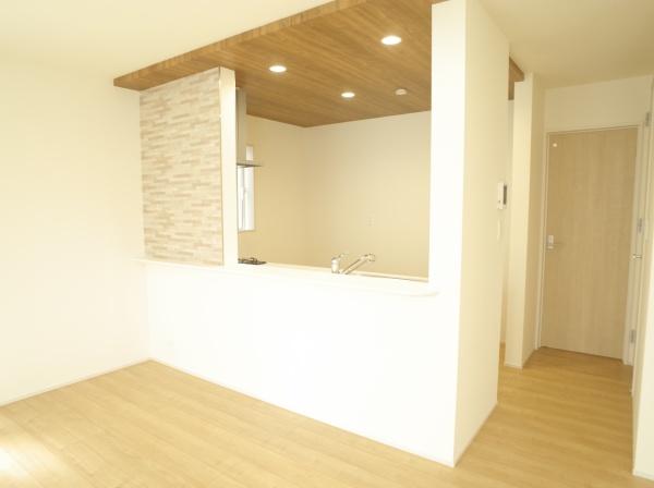 小平市大沼町６丁目の新築一戸建のキッチン画像