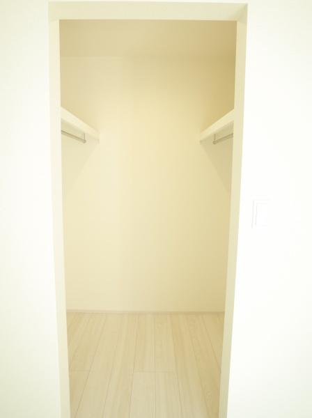 小平市大沼町６丁目の新築一戸建の収納画像