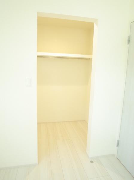 小平市大沼町６丁目の新築一戸建の収納画像