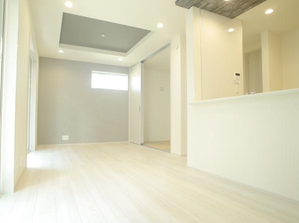 小平市大沼町６丁目の新築一戸建のリビング画像