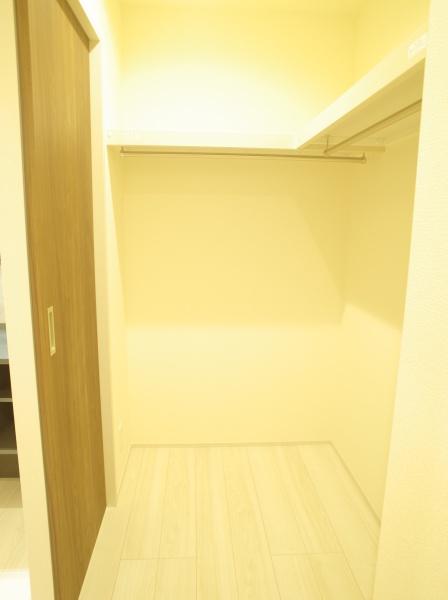 小平市小川町1丁目の新築一戸建の収納画像