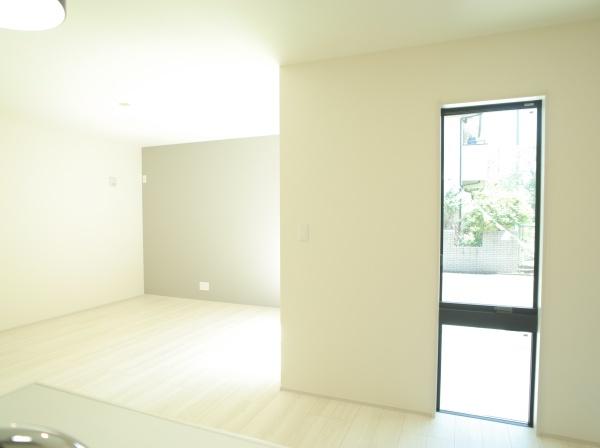 小平市小川町1丁目の新築一戸建のリビング画像