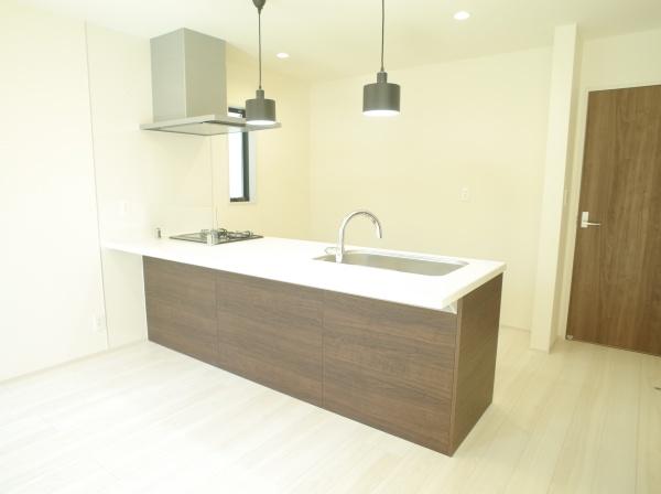 小平市小川町1丁目の新築一戸建のキッチン画像