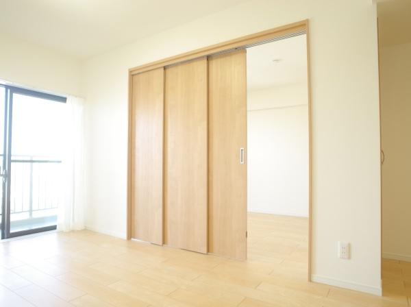 ライオンズマンション小平栄町の洋室画像