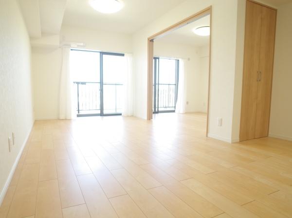 ライオンズマンション小平栄町のリビング画像