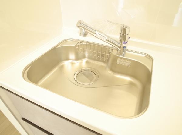 小平市仲町の新築一戸建のキッチン画像